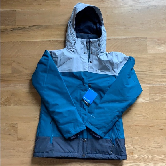 Columbia Jackets & Blazers - NWT Columbia Omni-Tech Snowshoe Mountain Jacket